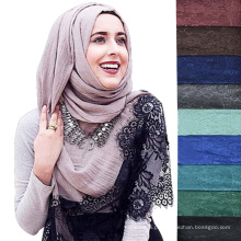 Novo design de moda cor sólida planície mulheres de renda lenço muçulmano hijab dubai